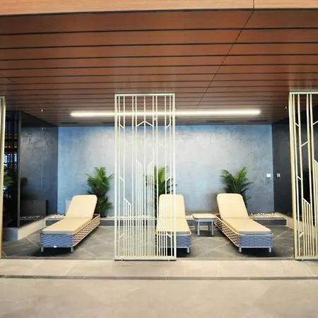 Apartman Beautiful Bright Deluxe 1bd Poolviews! #311 Isztambul