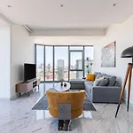 Apartmán Beautiful Bright Deluxe 1bd Poolviews! #311 *