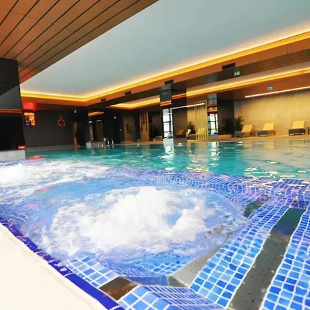 דירה Beautiful Bright Deluxe 1bd Poolviews! #311
