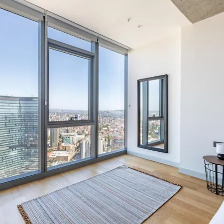 Beautiful Bright Deluxe 1bd Poolviews! #311 * Стамбул